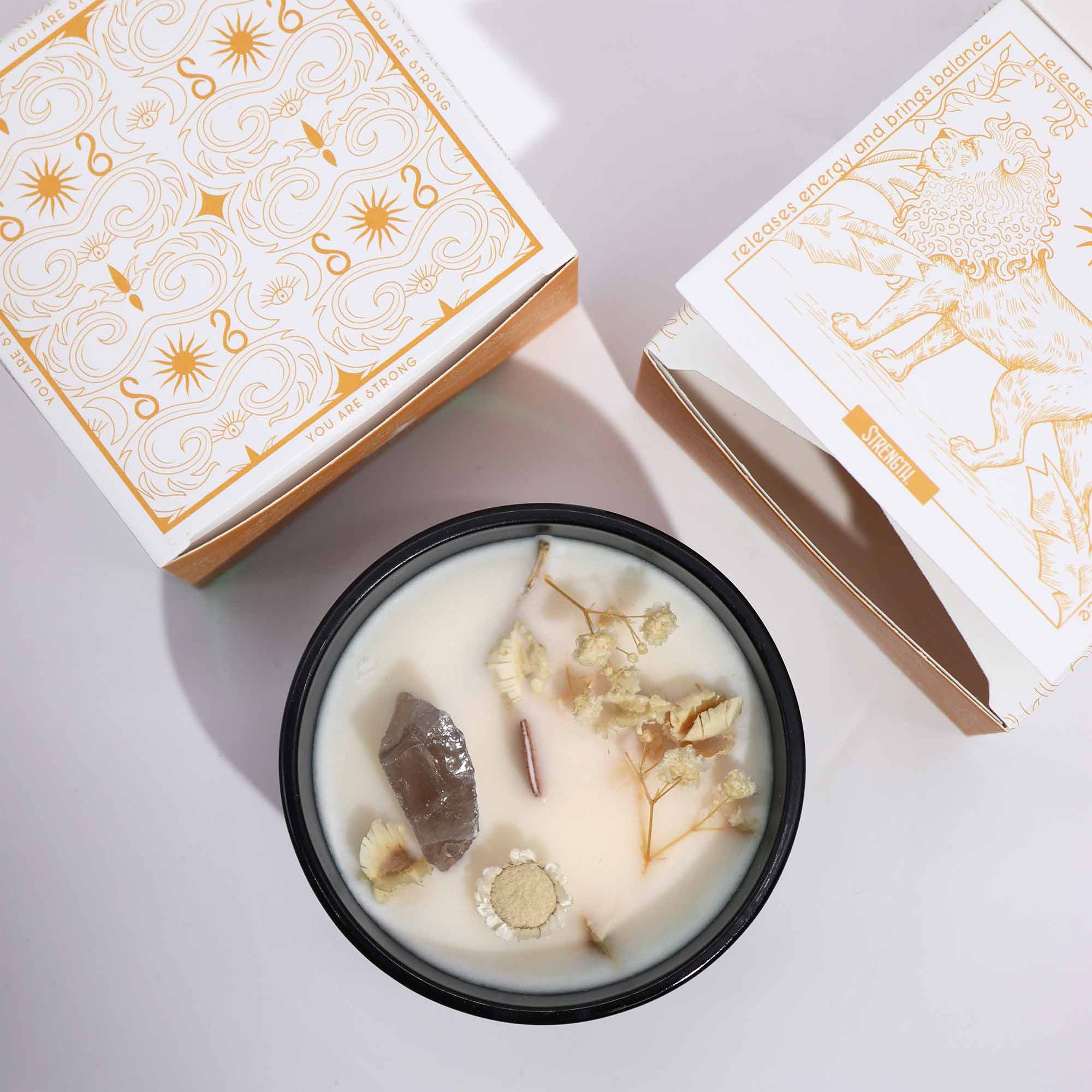 Hop Hare Crystal Magic Flower Candle - The Lion / Clear Quartz