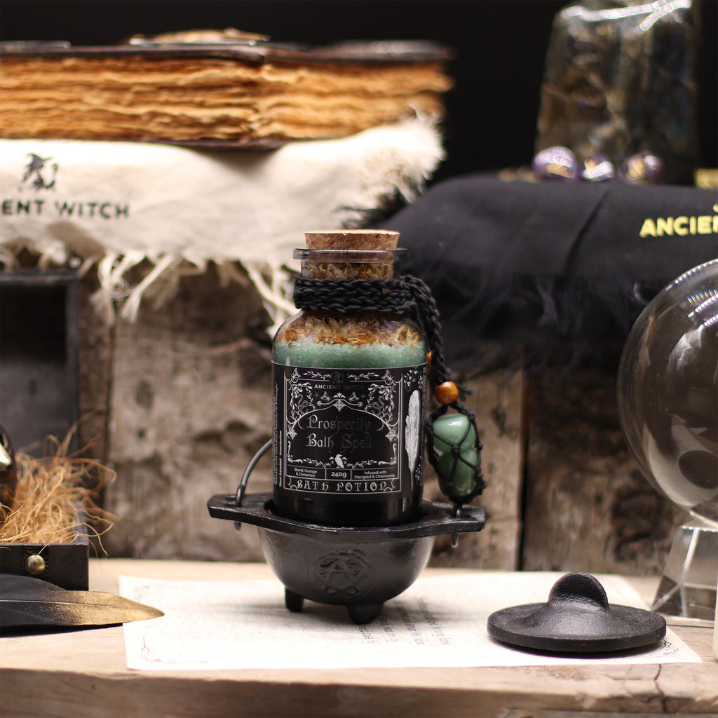 Bath Spell Potion & Aventurine Crystal Amulet - Prosperity