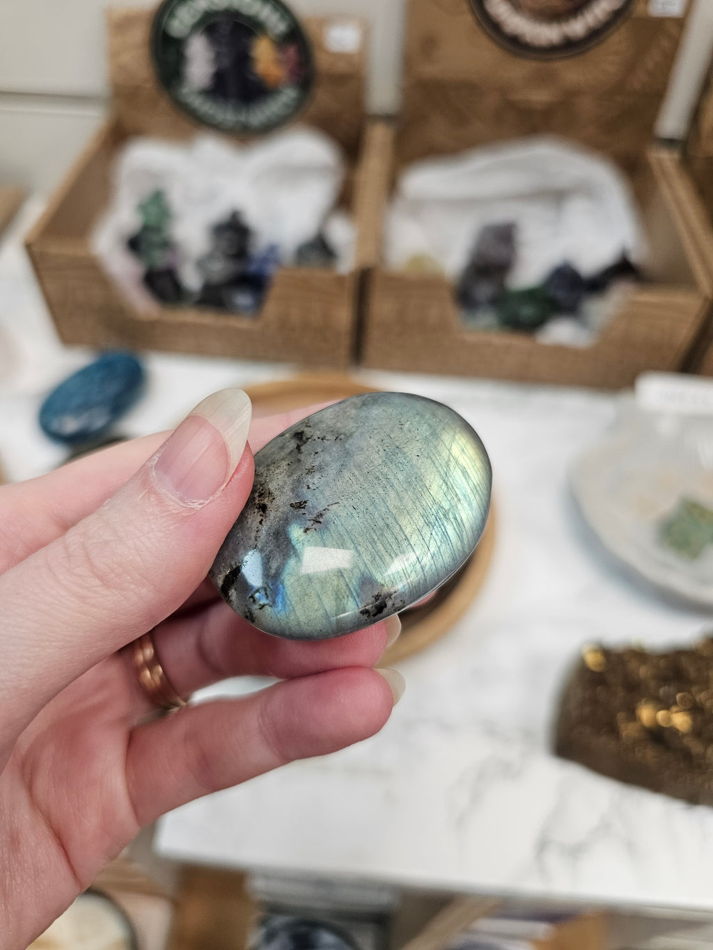 Labradorite Crystal Thumb Stone