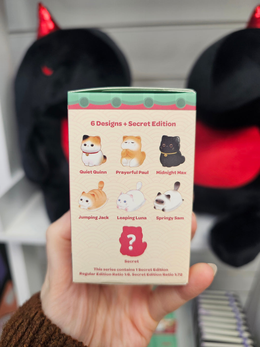 Roly-Poly Cat KENJI Mystery Box Figurine