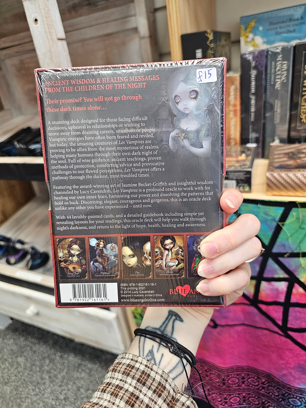 Les Vampires Oracle Card Deck