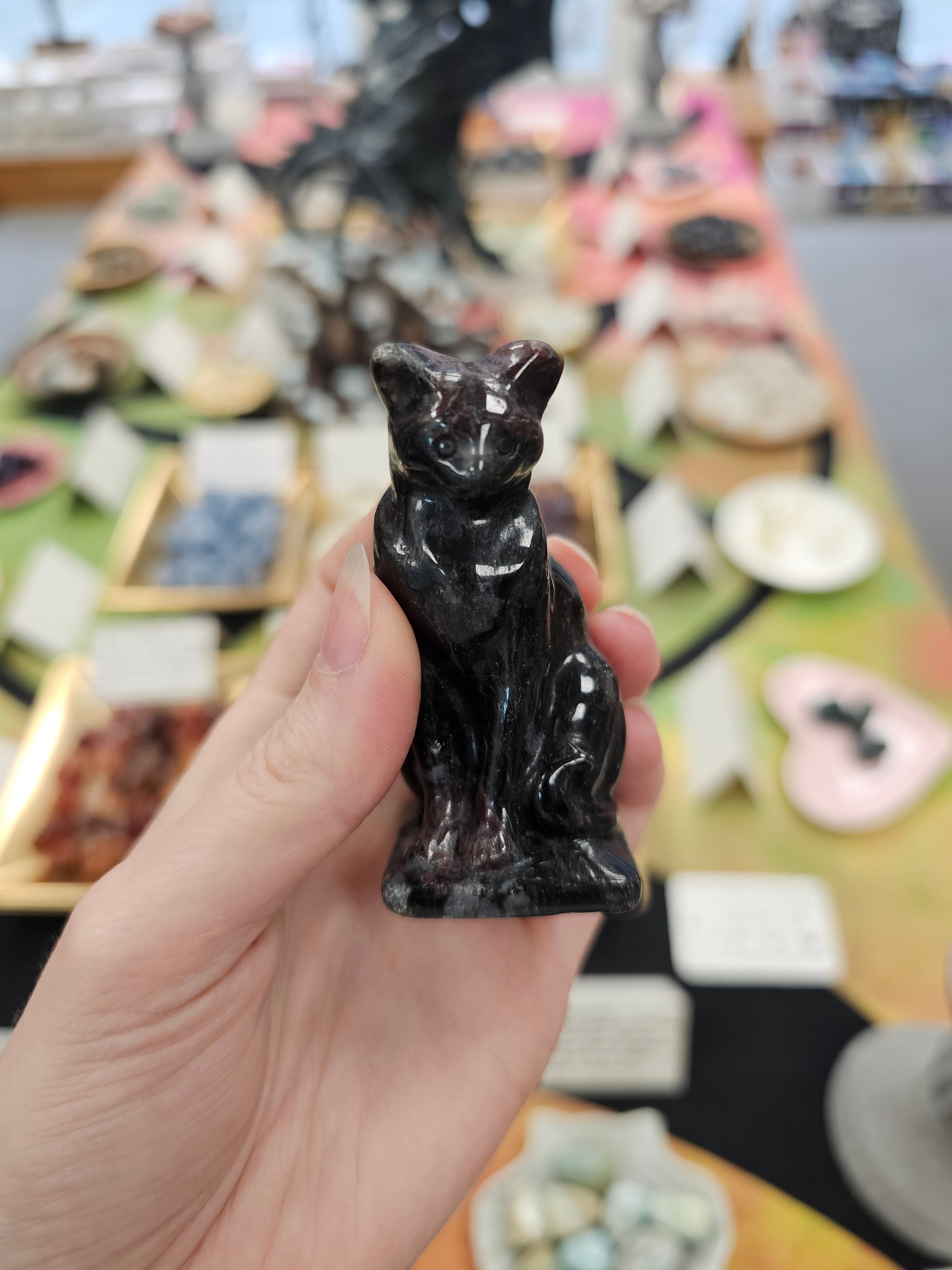Arfvedsonite Crystal Cat Carving