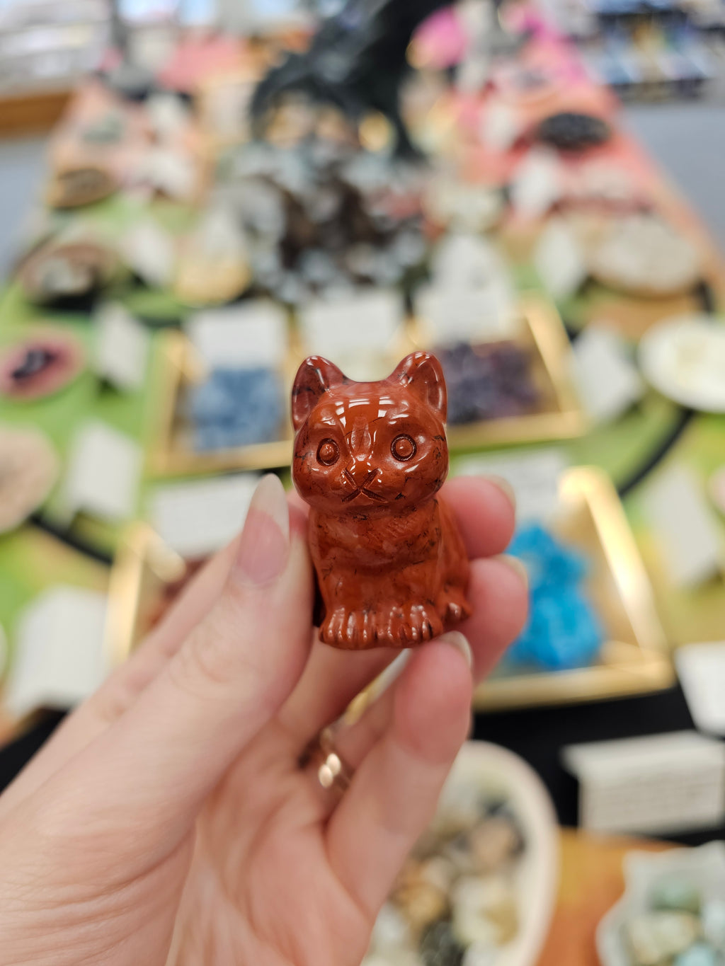 Red Jasper Crystal Cat Carving